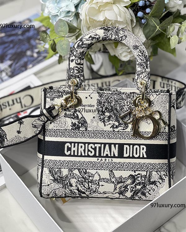 Dior Medium Lady D- Lite Bag Latte Toile de Jouy Zodiac Embroidery
