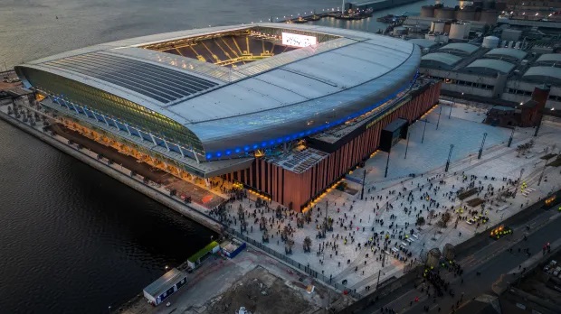 Sân vận động mới của Everton mở cửa lần đầu tiên với tầm nhìn tuyệt đẹp từ trên cao.
