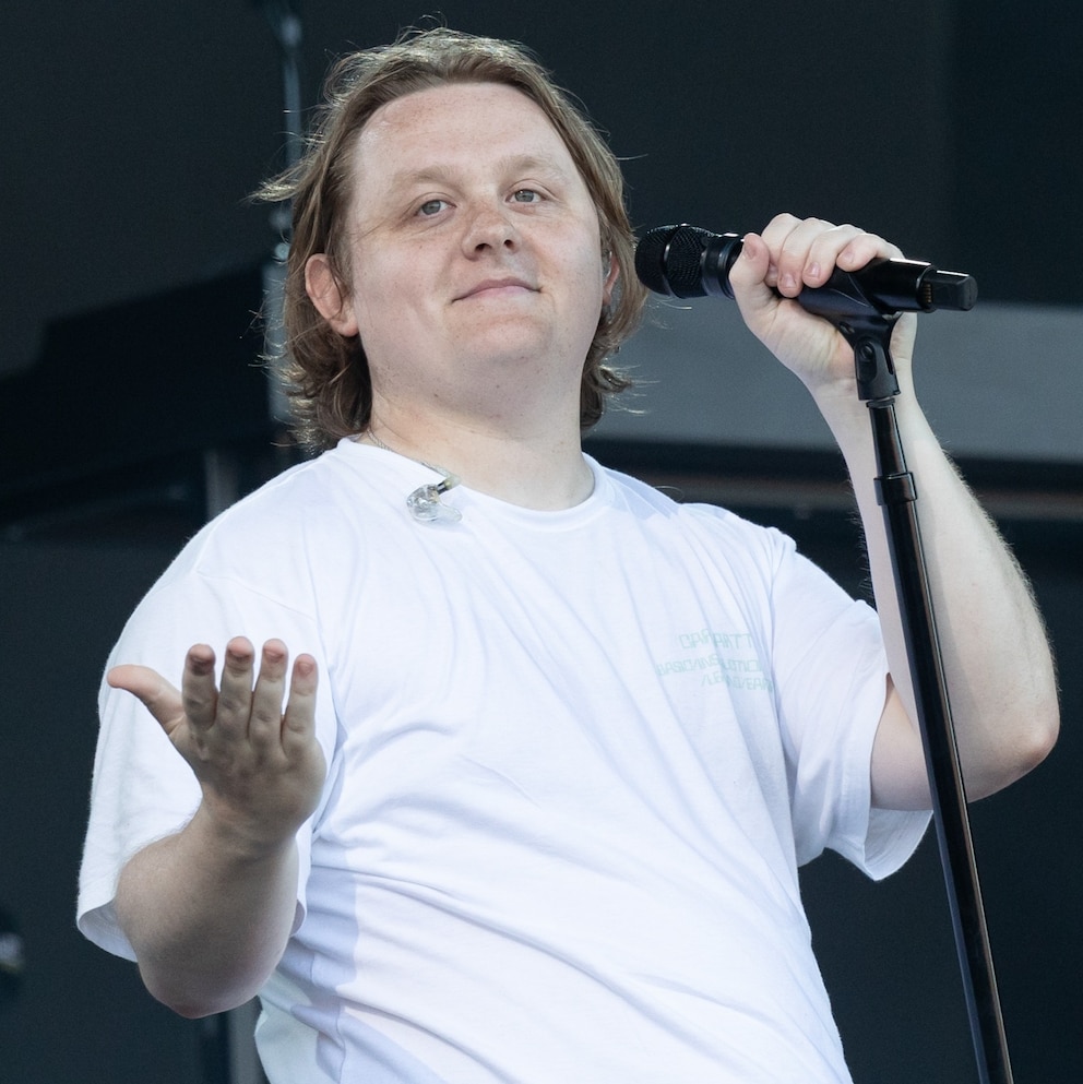 Lewis Capaldi shares update on his health amid break from touring - ABC News
