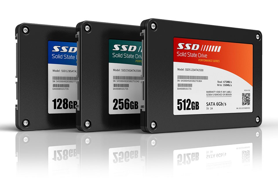 Ổ cứng SSD là gì? Những ưu điểm của SSD so với ổ cứng HDD - Fptshop.com.vn