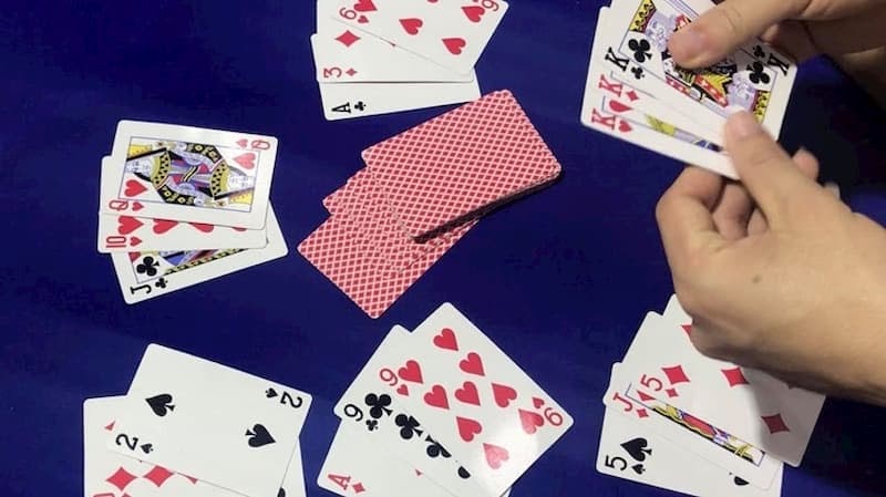 Bí Quyết Chơi Liêng Dễ Phát Tài Từ Các Chuyên Gia Poker