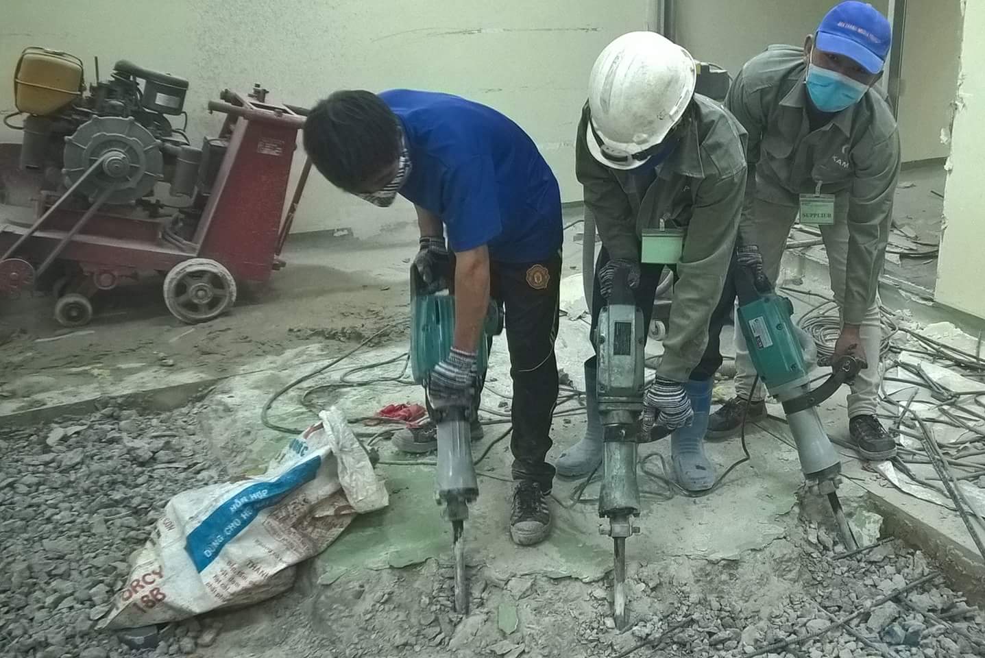 Kỹ thuật đục phá nền bê tông