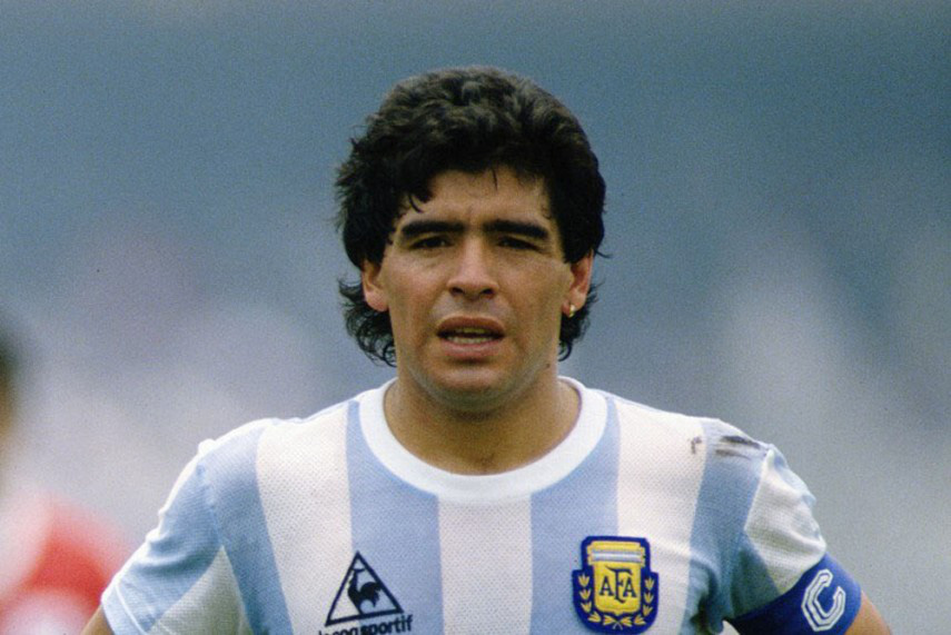 Nóng: Danh thủ Diego Maradona qua đời ở tuổi 60 - Báo Người lao động