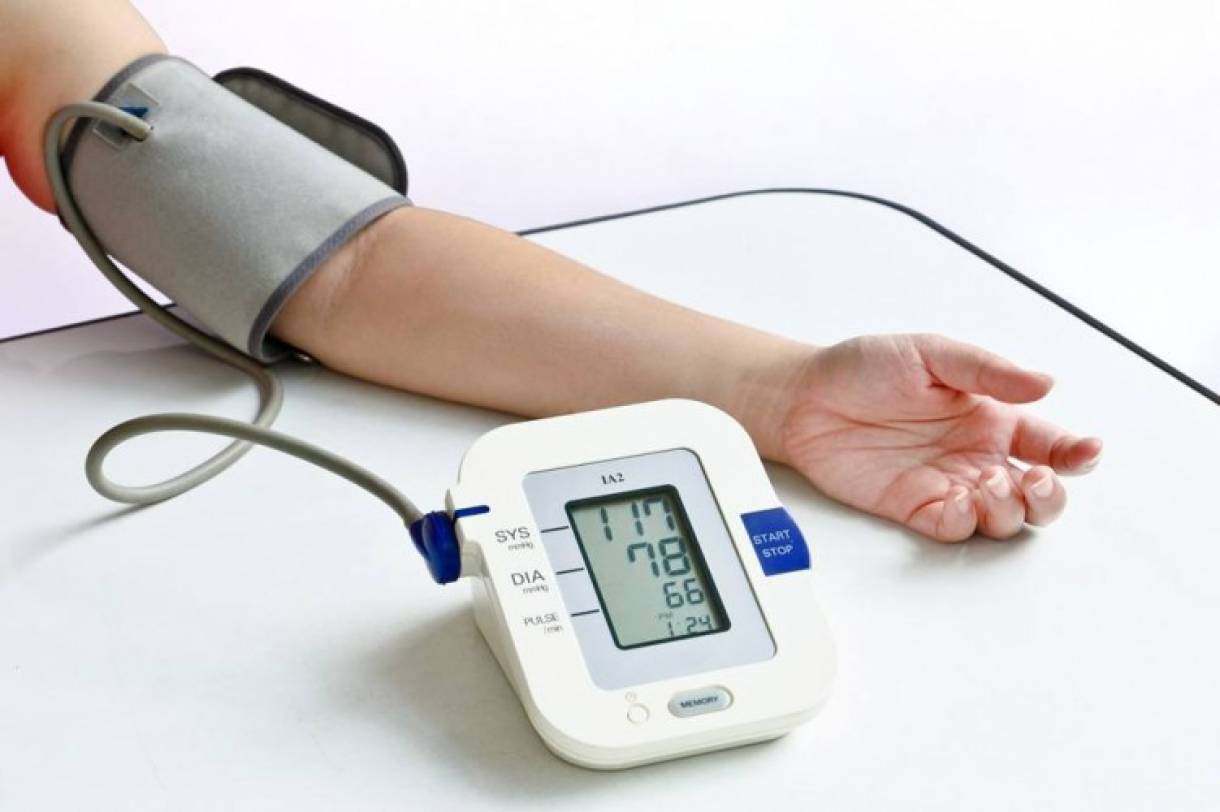 Mua máy đo huyết áp bao nhiêu tiền thì tốt? 
