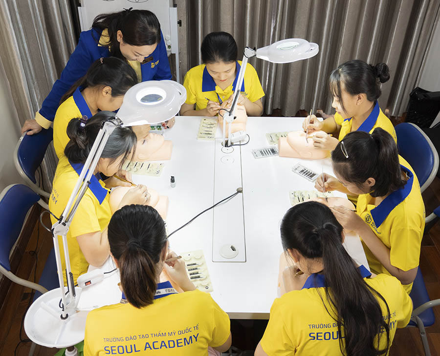 Học Nối Mi - Nội dung khóa học nối mi gồm những gì? | Seoul Academy