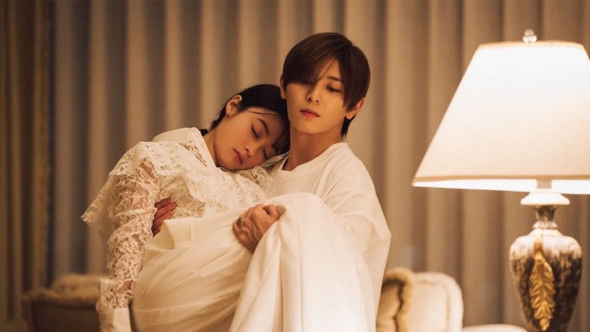 Bộ phim Nhật Bản tình cảm hay mới nhất Ngón đeo nhẫn dâng lên nhà vua