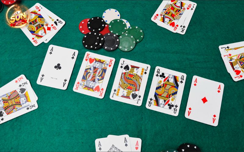 Preflop là gì? Chiến lược Preflop hiệu quả trong Poker